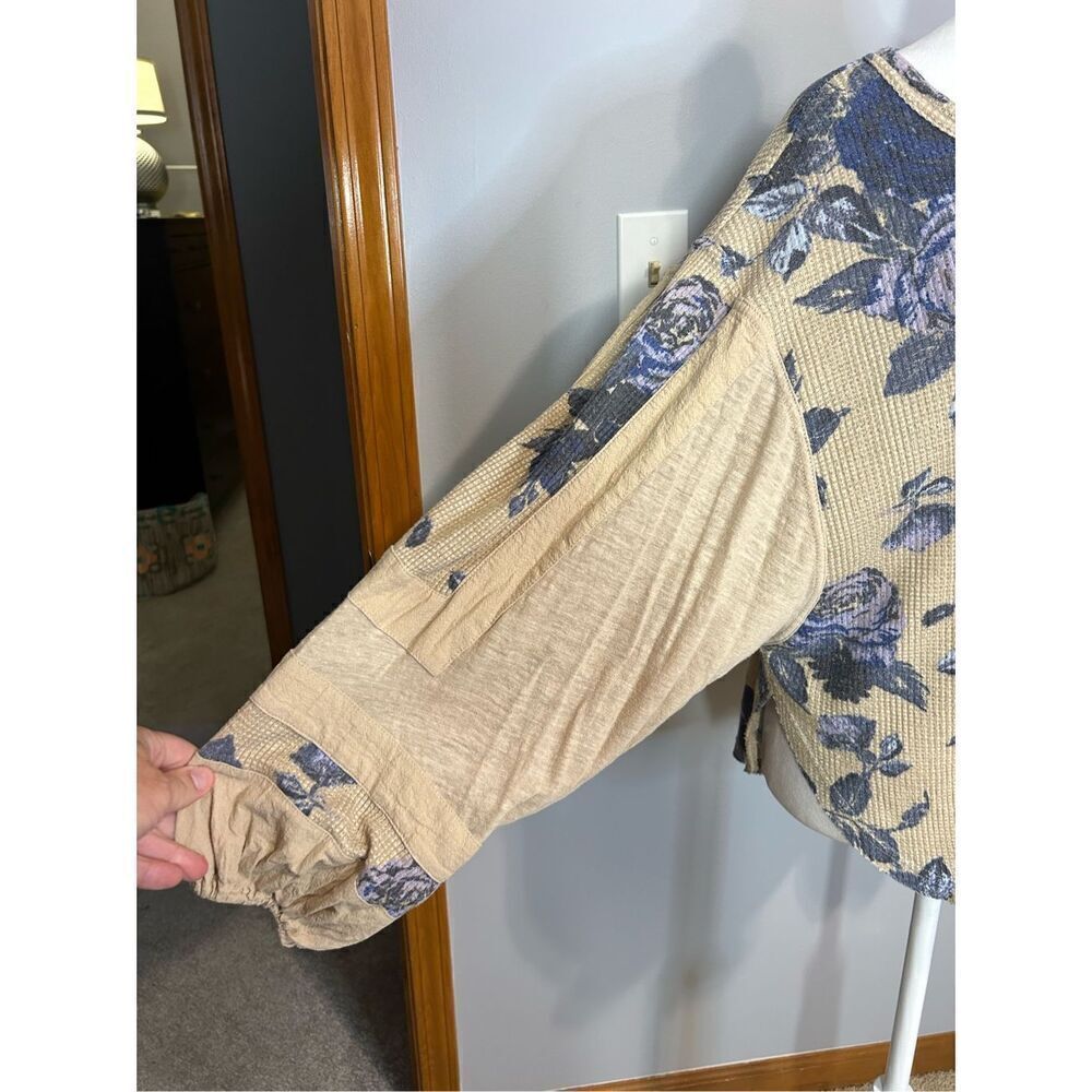 Free People taupe blue floral ballon sleeve thermal XS BIN P - Picture 2 of 8